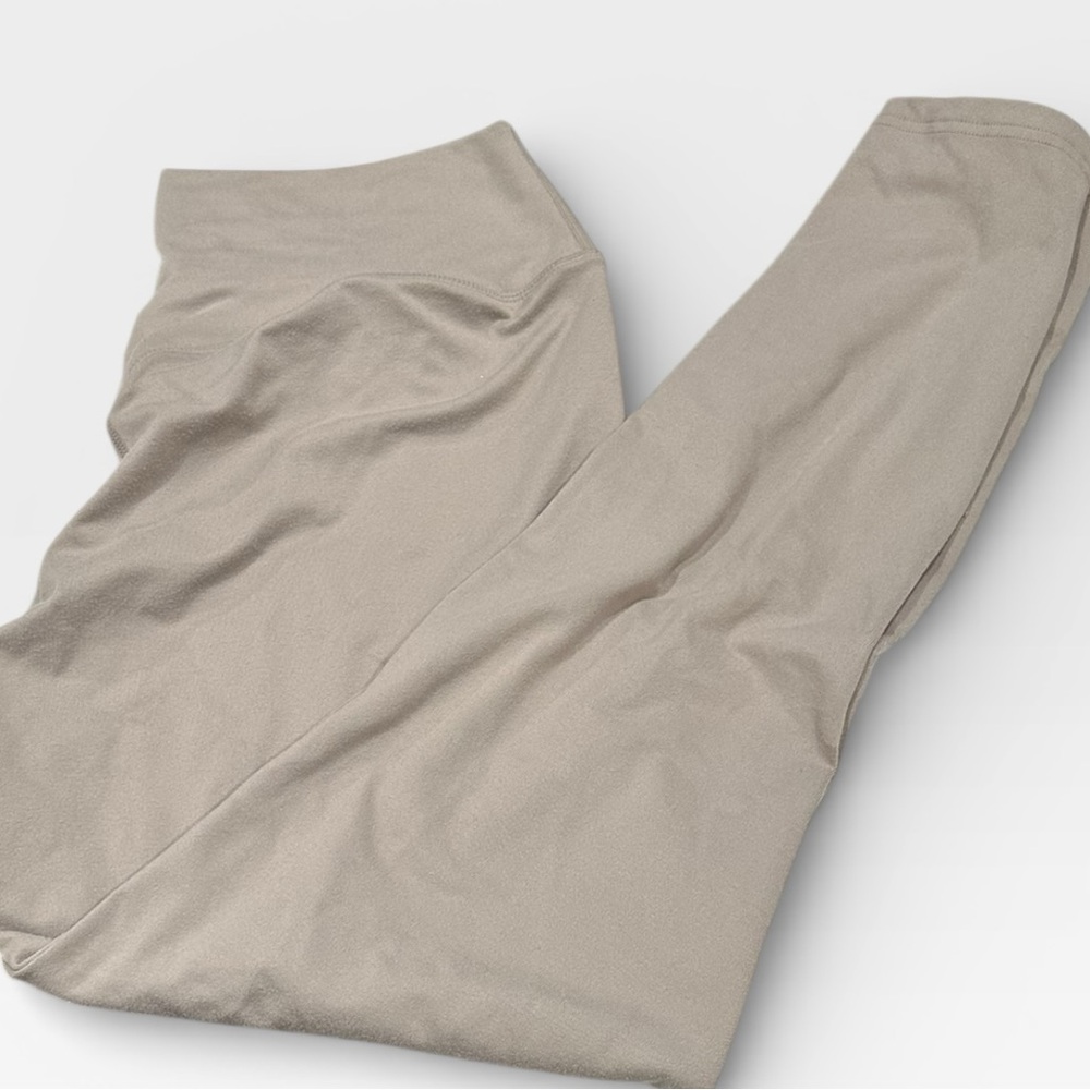 Balance Athletica High-Rise V-Seam Leggings • 3X • Neutral Beige Taupe - Picture 3 of 4